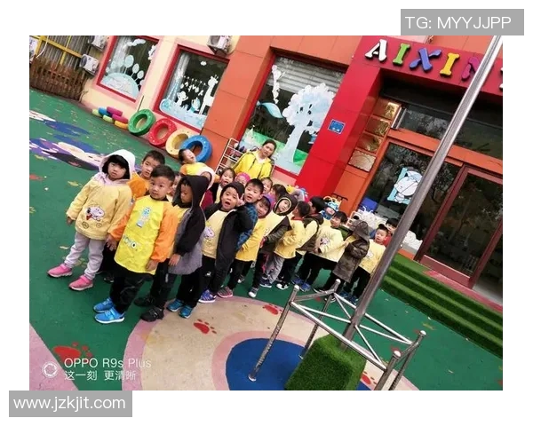 火箭队与灰熊队激战正酣比分胶着精彩瞬间回顾与分析